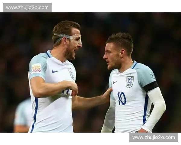 围绕热刺队完整赛程安排的深度解析与赛季热点展望全景